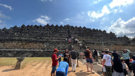 Borobudur Tour with Kedung Kayang Waterfall