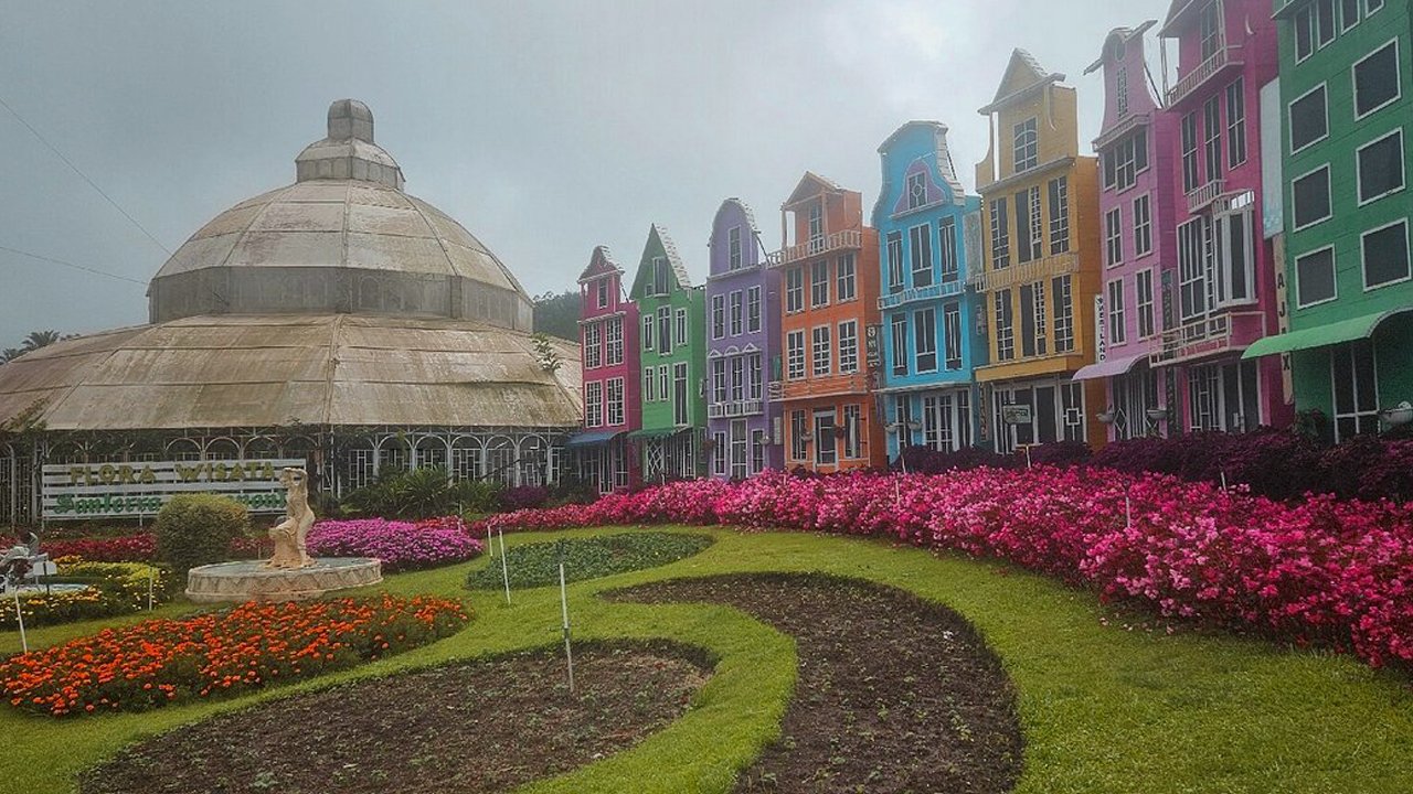 Surabaya Malang Bromo Tour Package 4 Days 3 Nights