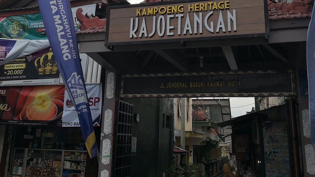 East Java in 5 Days: From Big City Life to Majestic Volcanoes and Hidden Gems