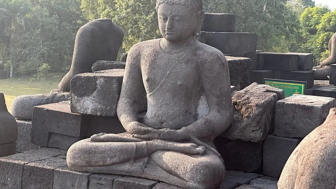 Gal-6 Borobudur