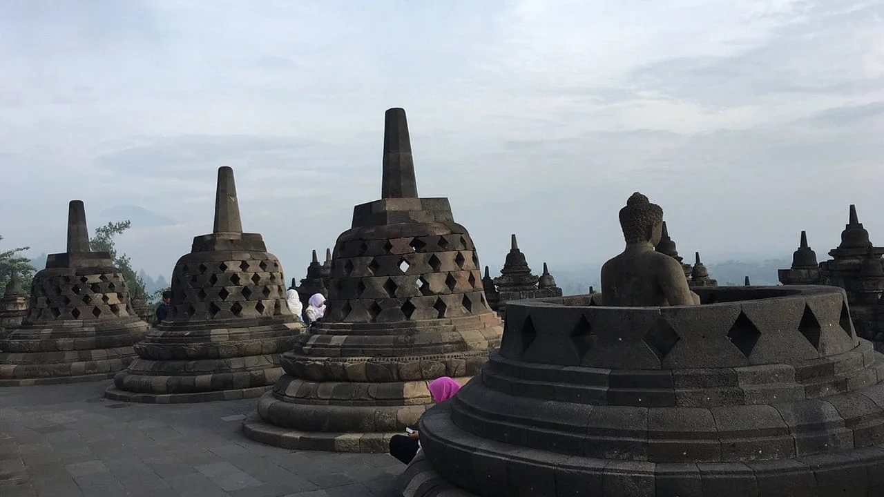 Gal-7 Borobudur
