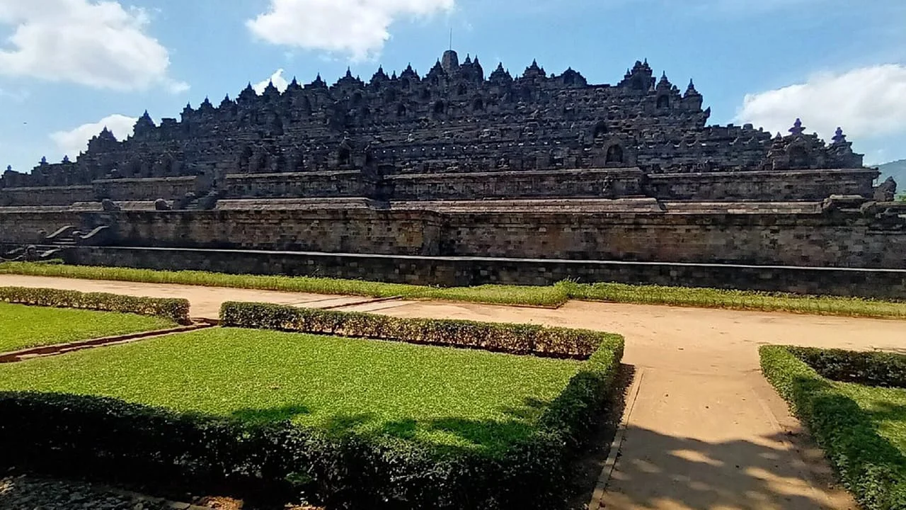 Gal-9 borobudur 