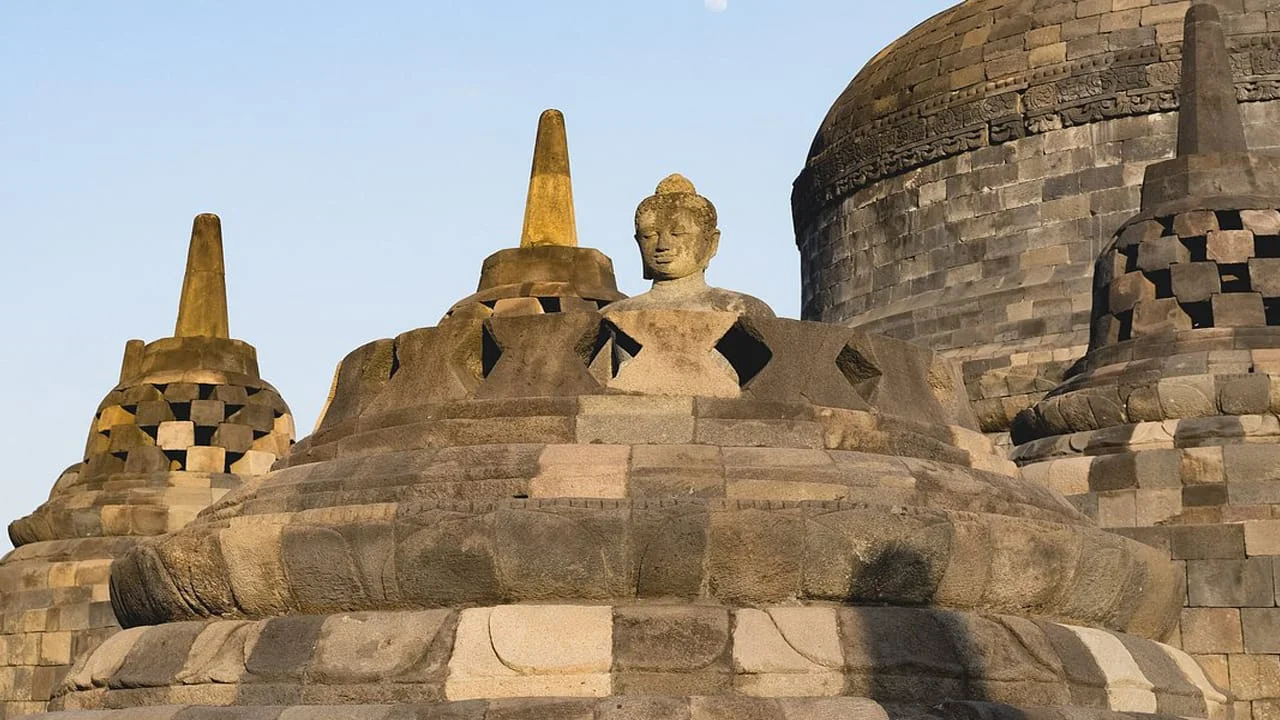 Gal-7 Borobudur