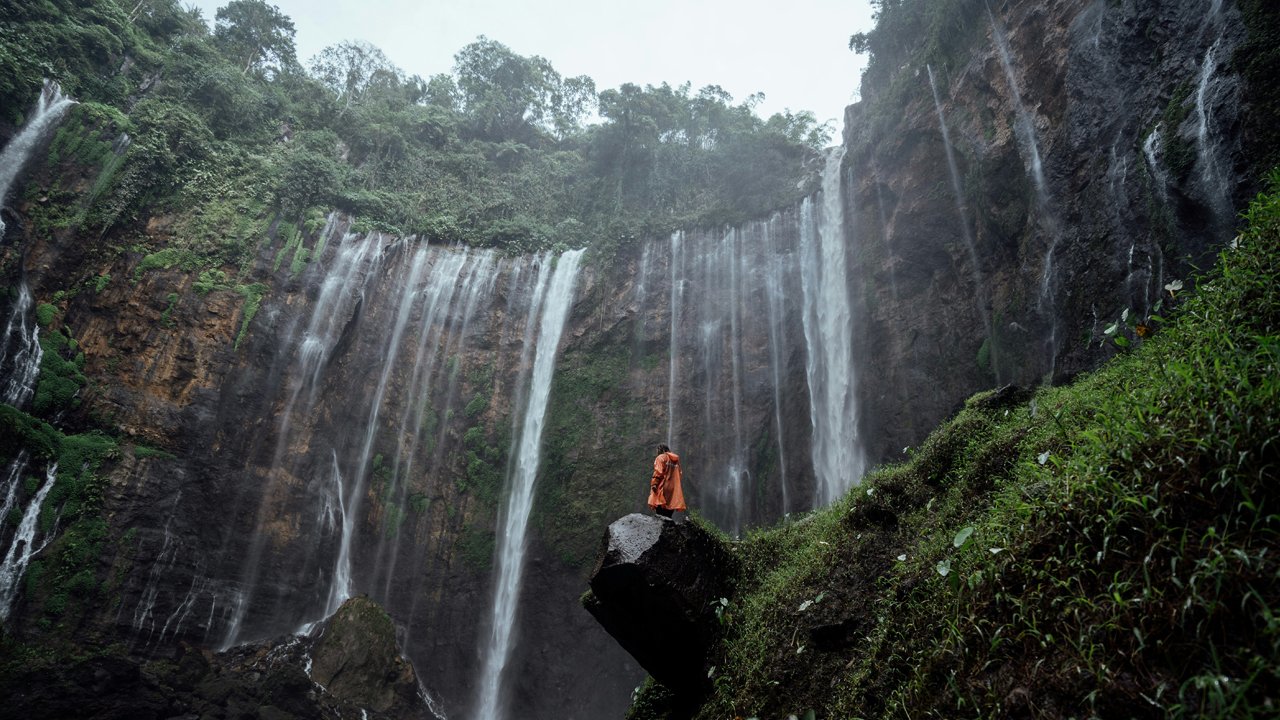 East Java's Hidden Gems: Tumpak Sewu, Goa Tetes, and Kapas Biru Day Trip