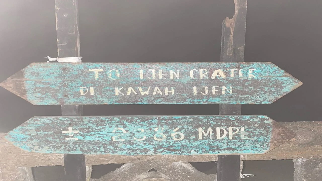 Gal-7 Ijen Crater