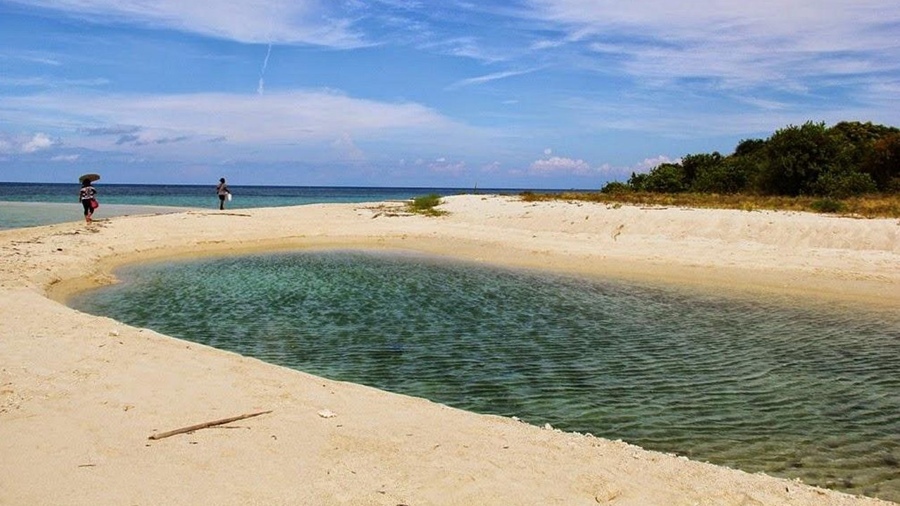 Discover the Hidden Gems of Madura Island: A 3-Day Tour from Surabaya