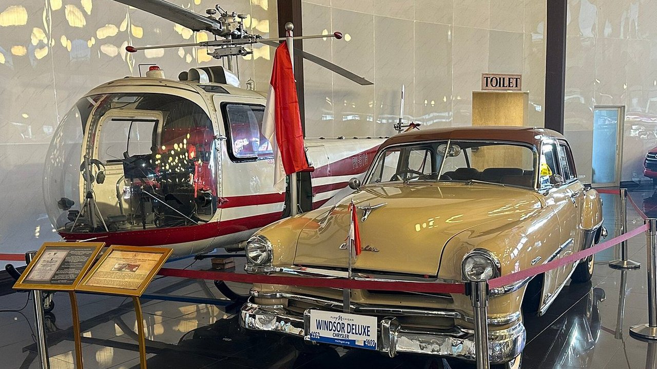 Culture, Cuisine, and Scenery: Must-Do Experiences on Our Surabaya Malang Muslim-Friendly Tour