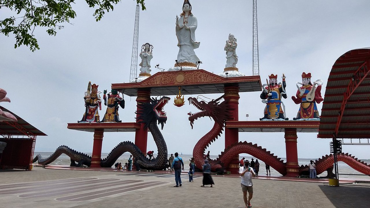 Surabaya Tour Package 6D5N (with Malang, Bromo, Ijen)