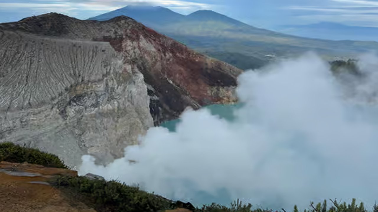 surabaya bromo ijen tour package 4 days
