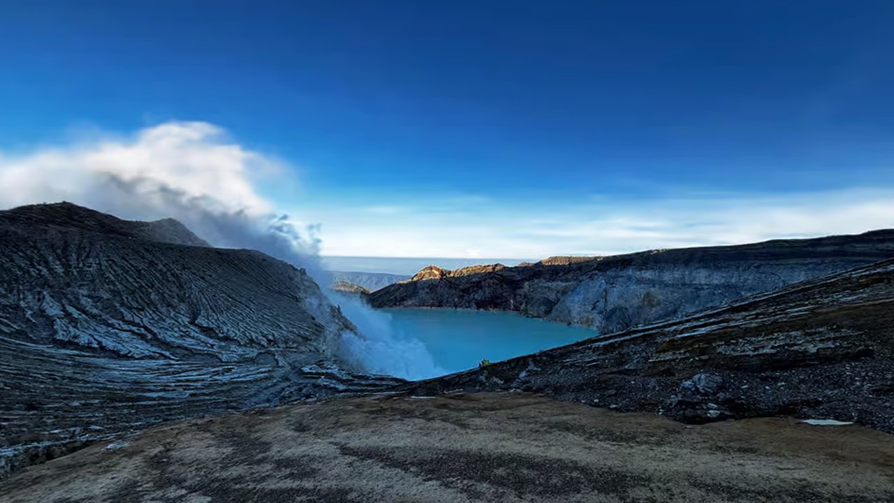 mount ijen tour from surabaya