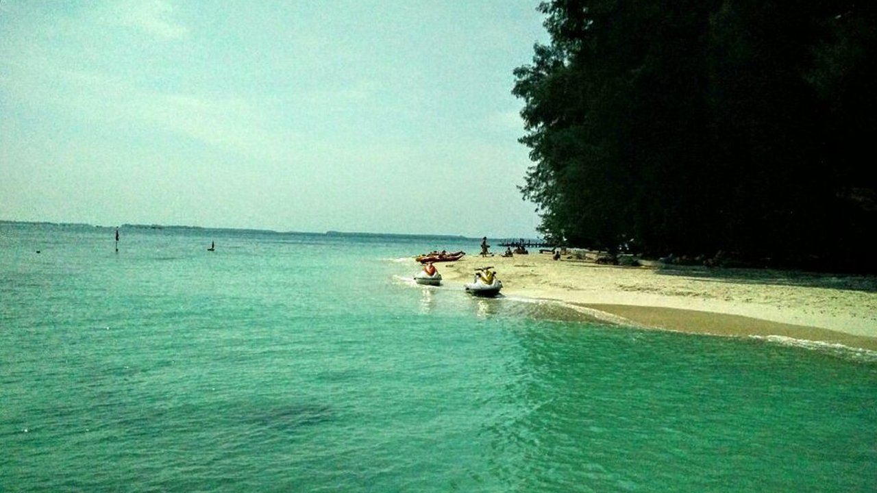 Discover the Hidden Gem of Thousand Islands Sepa Island