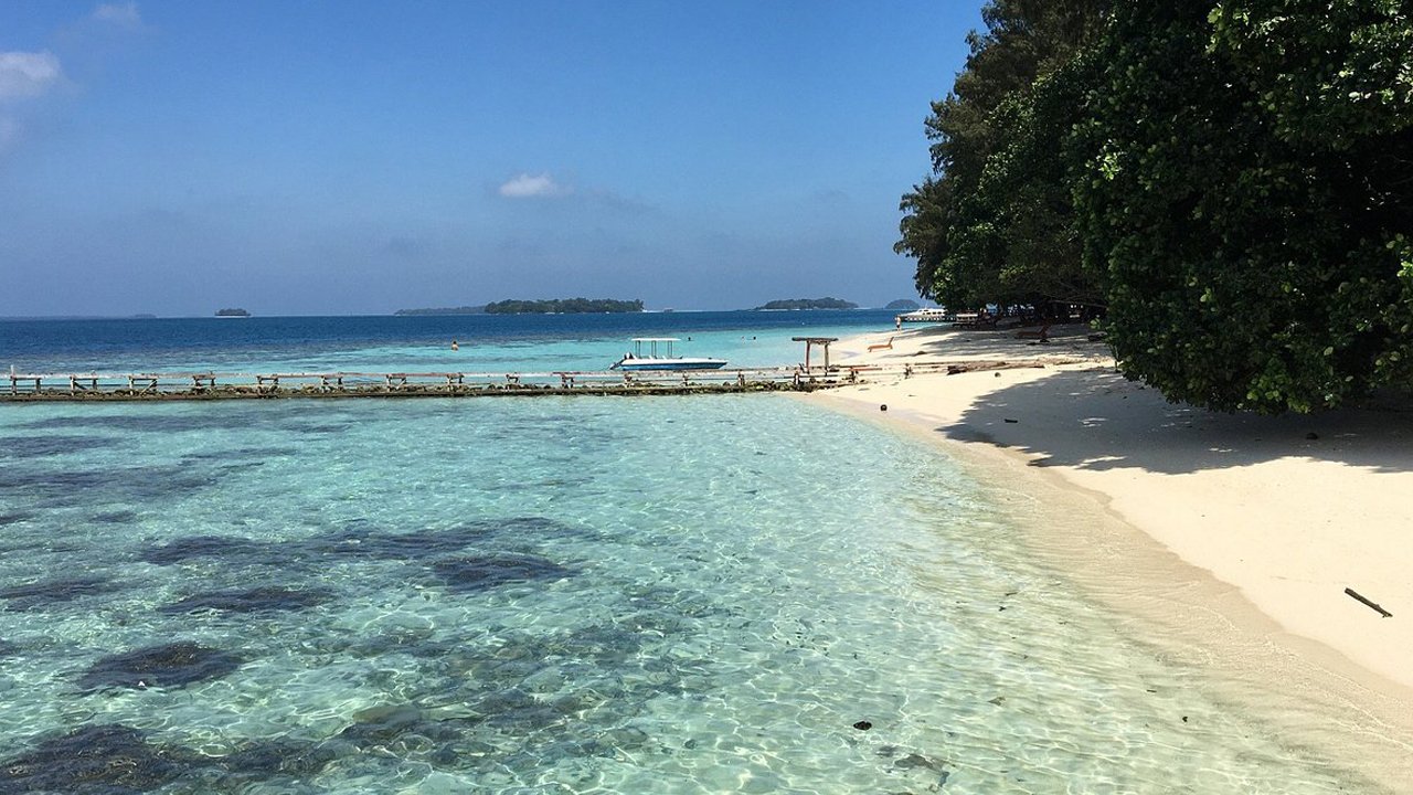 Discover the Hidden Gem of Thousand Islands Sepa Island