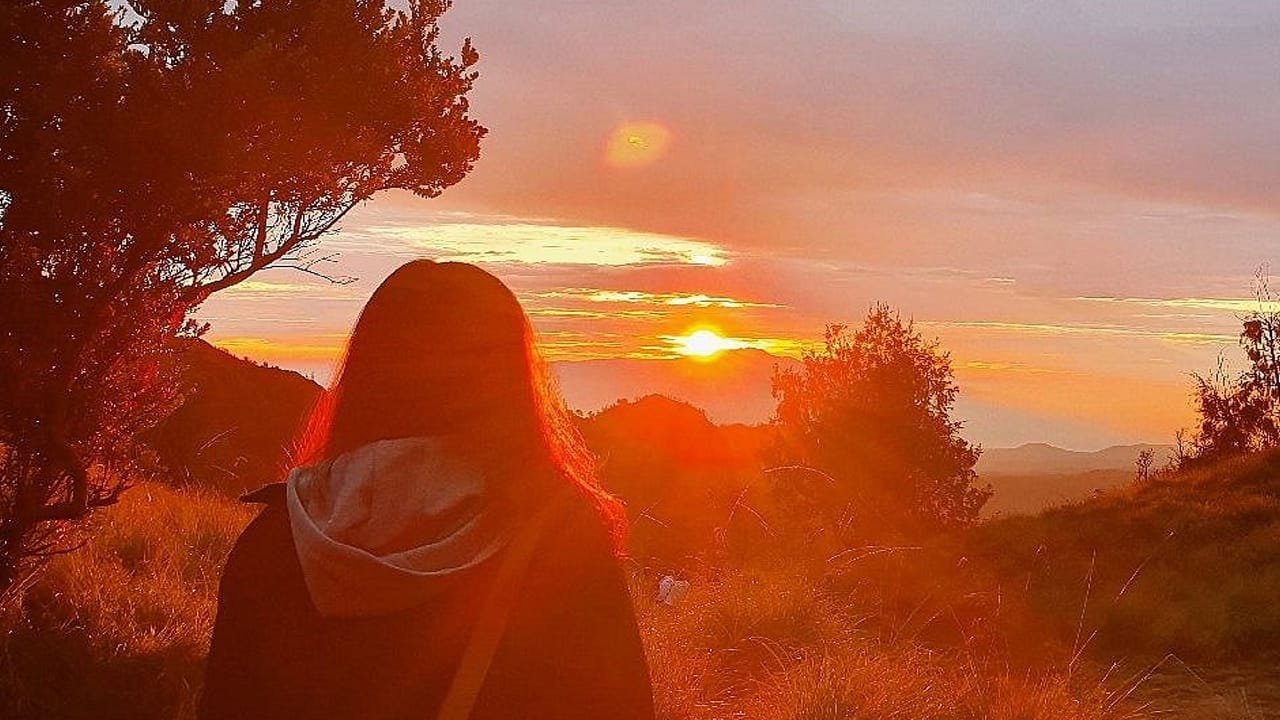 Experience the Breathtaking Sunrise on Bromo Tour from Surabaya/Malang