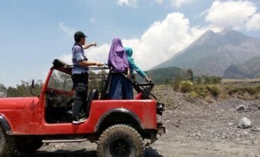 Into the Night: Witnessing Lava Flow at Merapi's Sunset Tour
