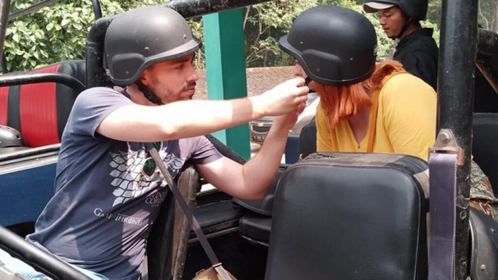 Discover the Best of Central Java with Our Borobudur Merapi Tour!