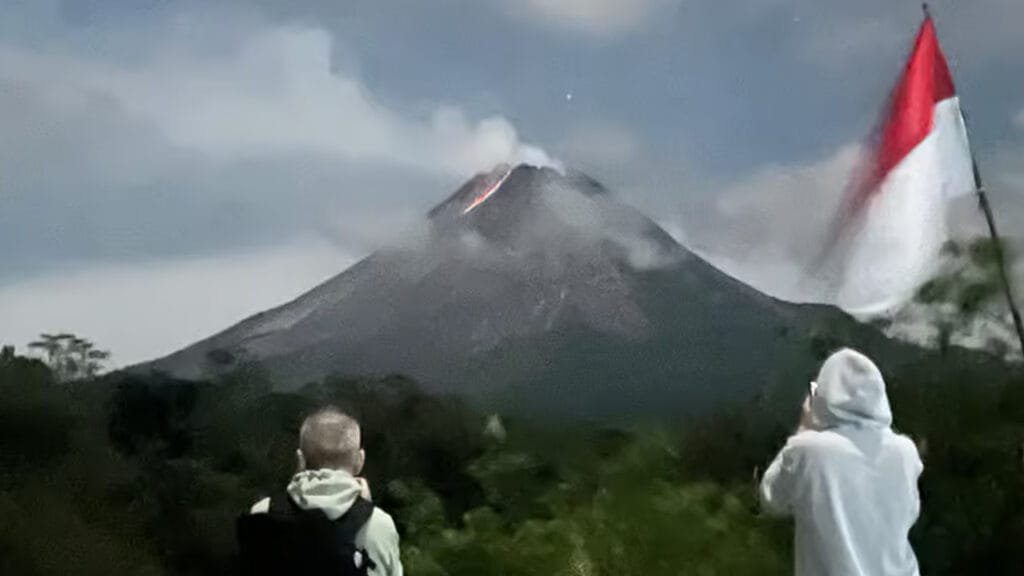 Discover the Beauty of Borobudur: A Night Tour of the World's Largest Buddhist Temple