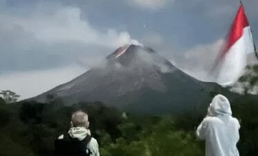 Discover the Beauty of Borobudur: A Night Tour of the World's Largest Buddhist Temple