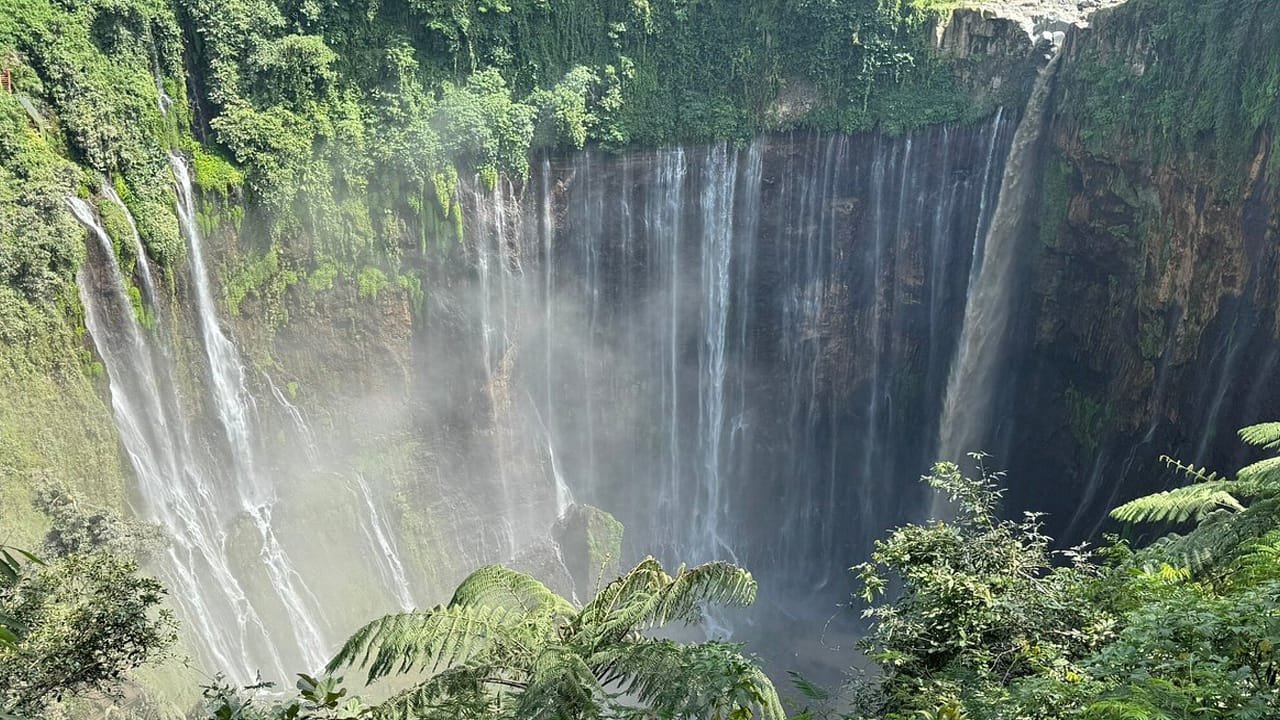 The Best of East Java: A 3-Day Tour of Bromo, Ijen, and Tumpak Sewu