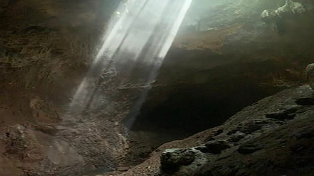 Jomblang Cave Tour: A Sanctuary of Nature's Beauty and Mystery