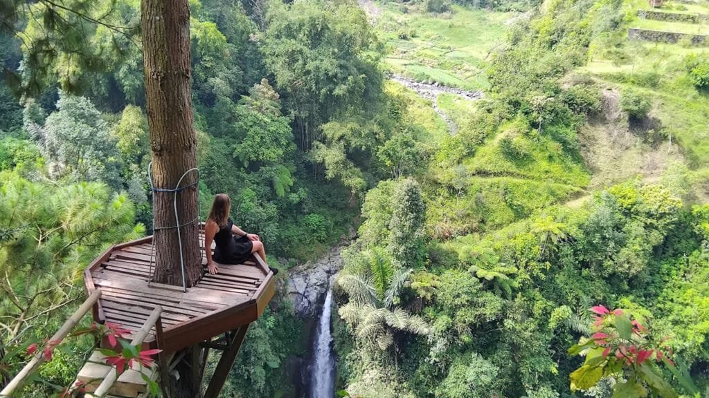 Experience the Tranquility and Majesty of Borobudur and Kedung Kayang