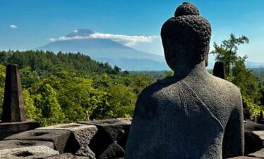 Beyond Words: The Mesmerizing Beauty of Borobudur at Sunrise