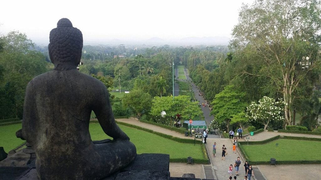 Borobudur Merapi Prambanan Tour