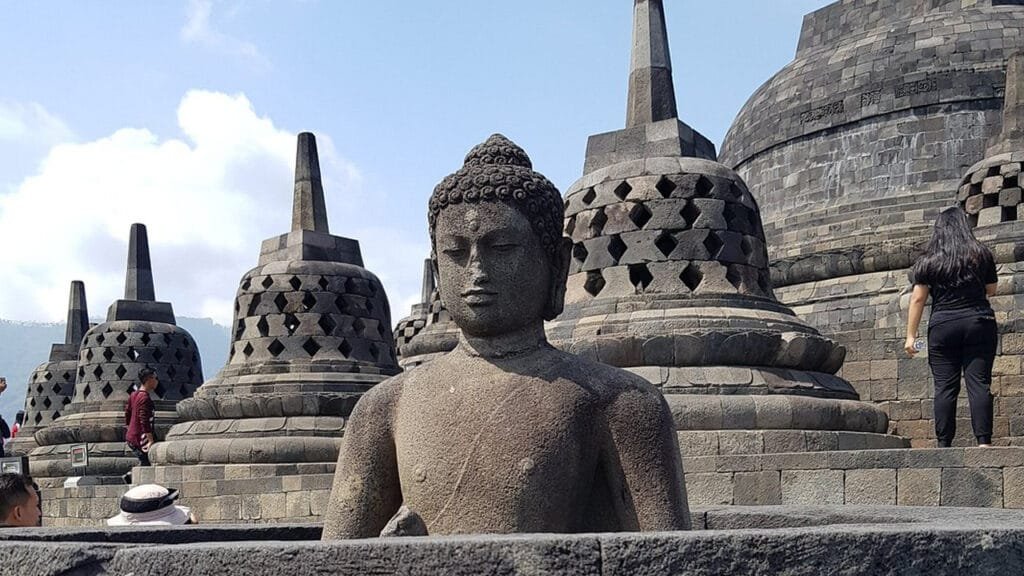 Stunning Stone Carvings and History: A Semarang Port Tour to Borobudur Temple