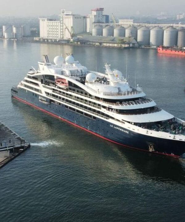 Uncover the Ancient Wonders of Borobudur Temple from Semarang Port