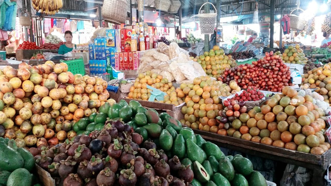 From Mountains to Waterfalls: A Full-Day Tour of Berastagi