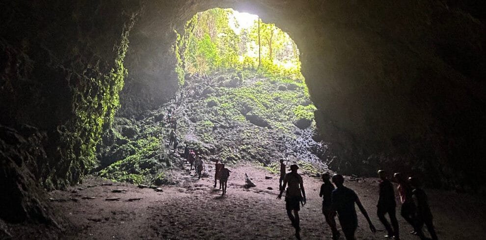 Jomblang Cave and Timang Beach Gondola