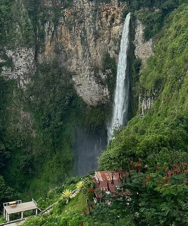 Experience the Best of Northern Sumatra on a Day Trip to Berastagi