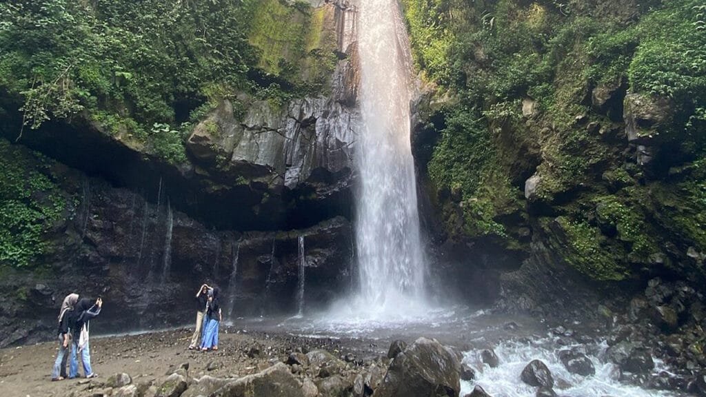 From Mountains to Waterfalls: Discovering the Untamed Beauty of Java on a Jeep Tour
