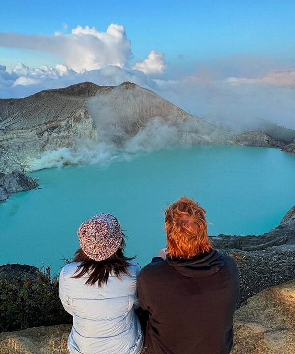 Ijen Crater Midnight Tour from Banyuwangi