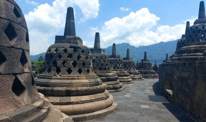 Experiencing Borobudur Tour and Travel in All Its Glory