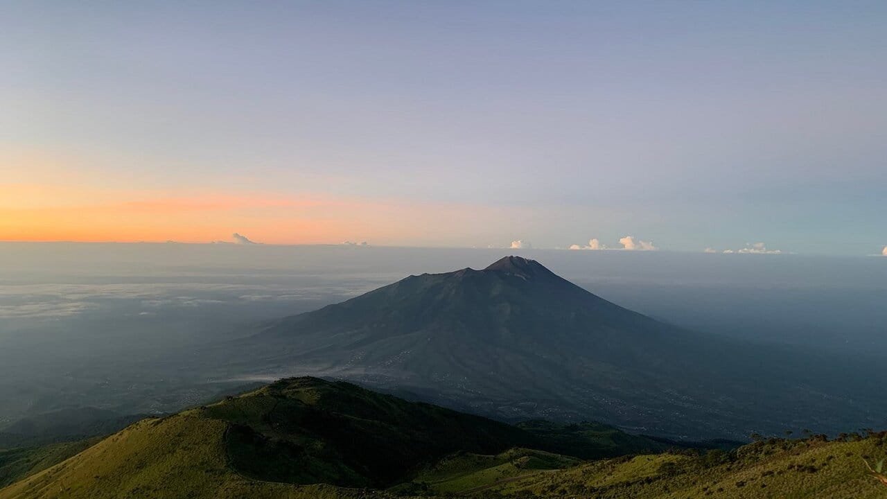 Wake Up with Nature Camping at Mount Merbabu for an Epic Sunrise View
