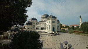 Experience the Best of Medan: 3-Day Tour Package